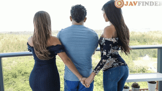 FamilyStrokes Hot And Spicy Stepmom Sex